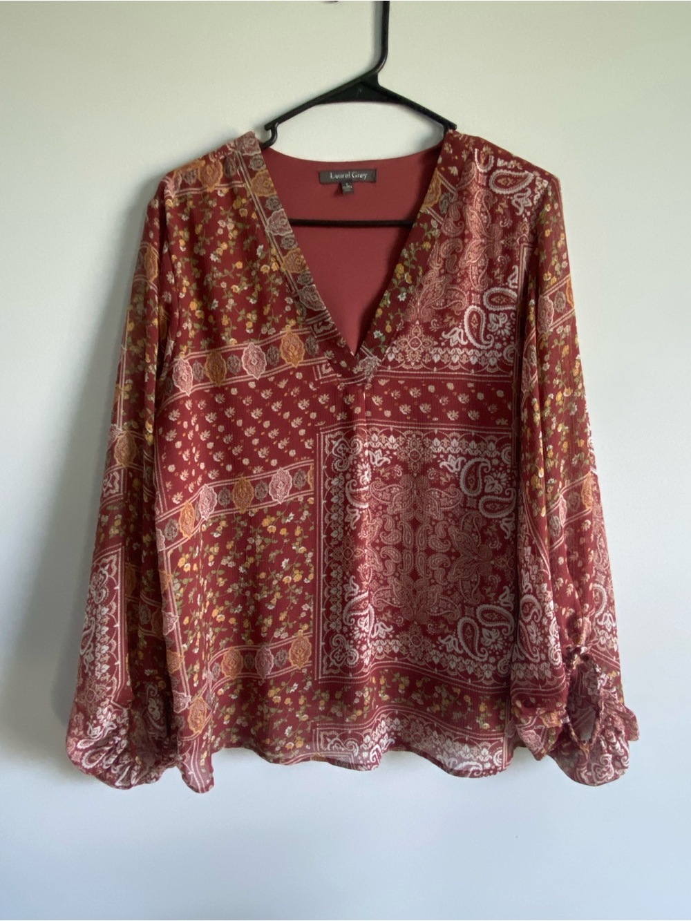 Laurel Grey Long Sleeve Patchwork Floral V-Neck Rust Orange Top Size Small